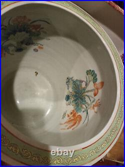 20th Century Chinese Export LARGE Porcelain Planter Jiaqing 1796 1820 Mark