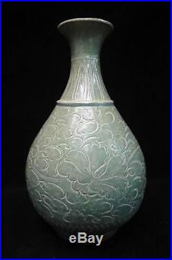 32cm Large Old Chinese LongQuan Green Glaze Flowers Carving Porcelain Vase