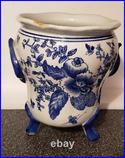 9x7 Large Vintage White &Blue Porcelain Floral Chinese Footed Vase