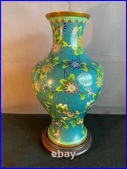 A Large Chinese Cloisonne Enameled Flowers Vase, Republic Period