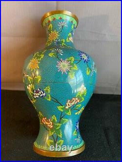 A Large Chinese Cloisonne Enameled Flowers Vase, Republic Period