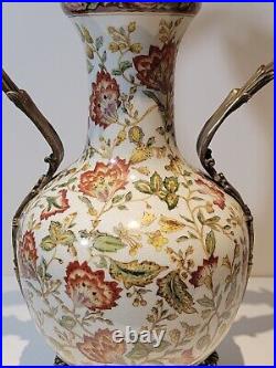 A Large Chinese vase with a crackled ground and ormolu fitting, 20C