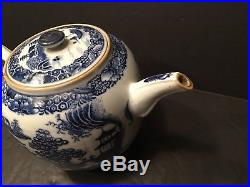 Antique Chinese Large Blue and White Teapot, 7 high, late 18th Century
