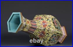 Antique Chinese famille rose Qianlong hexagonal Porcelain Vase with enamel Large