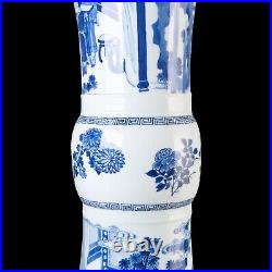 Beautiful large Chinese B&W beaker vase, figures, Kangxi, circa 1700