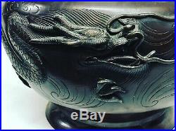 Bronze Antique Chinese Decorated Large Jardiniere Decorated With Dragons