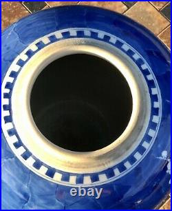 Chinese Kangxi Mark Porcelain Blue And White Large Vase Republic Period