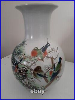 Chinese Multicolored Birds, Floral Pattern Large Vase