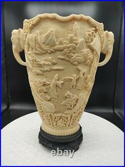Chinoiserie Oriental Large Vase Carved Resin Scenic Pagoda Elephant Made / Italy