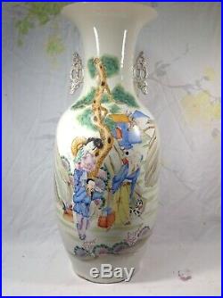 Early 20th Chinese Republic Period Famiile Rose Large Vase