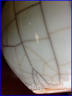Exquisitely Beautiful Large Chinese Ge Ware Tianqiuping Vase 13.25 Tall