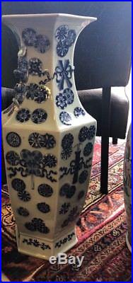 FINE Large Chinese 19th C Blue & White Square Vases