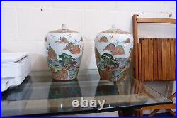 Fine Pair of Large Antique Chinese Famille Rose Vase 20th Century