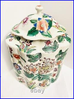 HUGE Famille Verte Kangxi Style Large Lobed Jar Oval Shape Ribbed Shape Vase 14