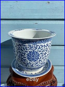 LARGE CHINESE BLUE & WHITE SCROLLING LOTUS PLANTER VASE With SAUCER PLATE, MARKED