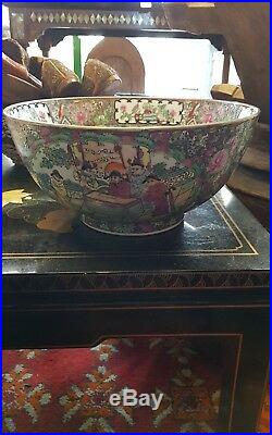 Large Antique Chinese Ceramic bowl famille rose