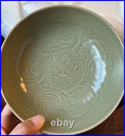 Large Antique Chinese Porcelain Bowl. Longquan of Song thru Ming