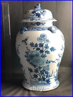 Large C19th Chinese Blue & White Hand Painted Temple Jar Fo Dog Lid & Carry Lugs
