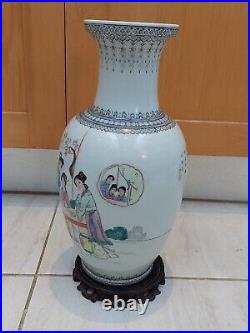 Large Chinese'Ladies' vase