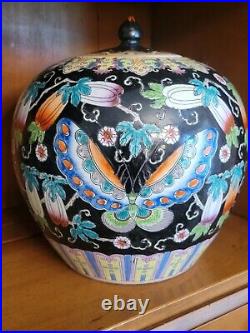 Large Chinese Lidded Famille Rose Melon Ginger Jar Porcelain Butterfly