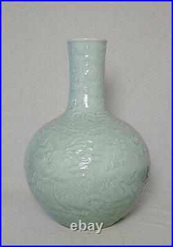 Large Chinese Monochrome Green Glaze Porcelain Vase With Mark M3346