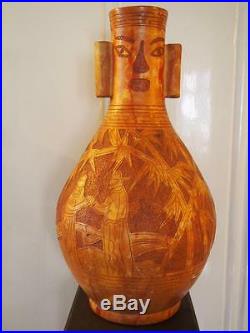 Large Chinese/Oriental Style Vase/Urn Decorated with 2 Faces, Figures & Bamboo