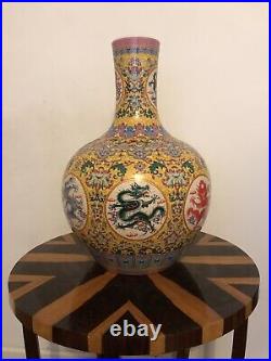 Large Cinese Qing Dynasty Dragon Porcelain Vase
