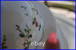 Large Pot with lid 41cm China Porcelain Production XIX Mottahedeh Tobacco Leaf