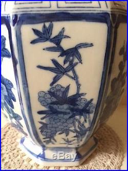 Large Qing Dynasty Export Vase 8 sided Blue & White Floral / Blossom Decoration