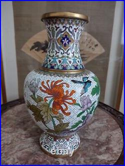 Large Vintage Chinese Cloisonné Floral Design Vase 12.5
