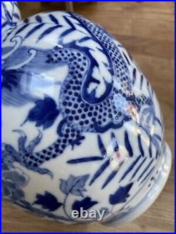 Large antique Chinese Blue & White porcelain vase dragon Double Gourd ex cond