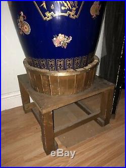 Large antique chinese vase (2 Available)