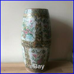Lovely Antique Chinese Thousand Butterflies Large Vase