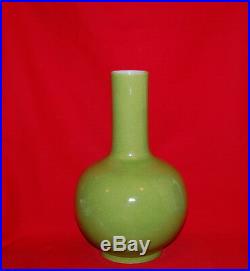 Pair Chinese Porcelain Apple Green Minute Crackle Glaze Monochrome Large Vases
