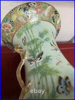 Superb Antique Chinese celadon Famille Rose large vase