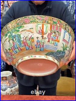 Top! Very large 16.4 inch antique chinese Rose Mandarin bowl palace scene 19th C
